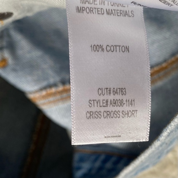 AGOLDE Criss Cross Short in Symbol - Picture 7 of 8